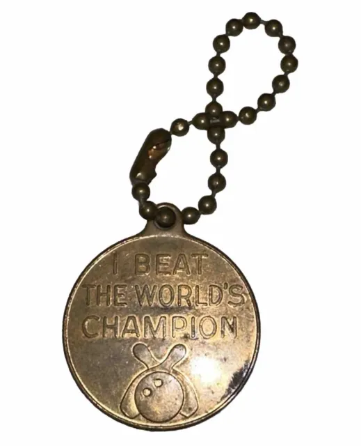 I Beat The Worlds Champions Chicago Sun-Times Contest 1961-62 BPA Key Chain