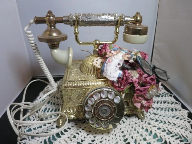 Vintage Princess Rotary Phone Made in Taiwan R.O.C. Serial No 912072