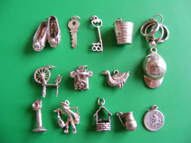 R) Vintage Sterling Silver Charms Charm Slippers Key 18 Cap Well Cap Rings Duck