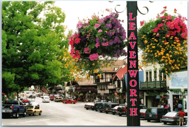 Vintage Continental Size Postcard Street Scene (Bavarian) Leavenworth Washington