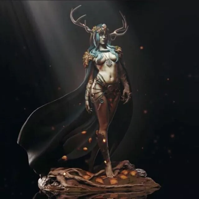 1/24 Resin Figure Model 75mm Fantasy Queen Of Antlers Unassembled Unpainted Gift