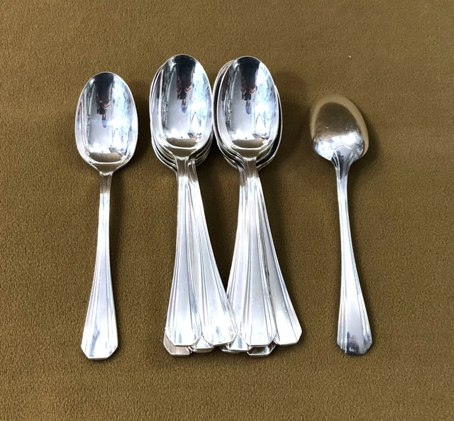 Ménagère Christofle De 12 Couverts De Table 12 Petite Cuill
