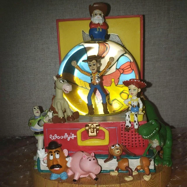 DISNEY TOY STORY 2 Woody Buzz Lightyear Jessie Water Snow Globe