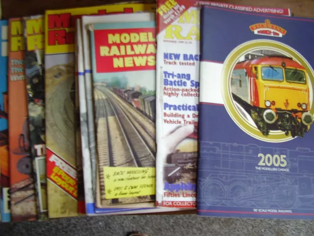 Job Lot X 12 Vintage Mixed Model Rail Model Railway News Magazines Bachmann 2005