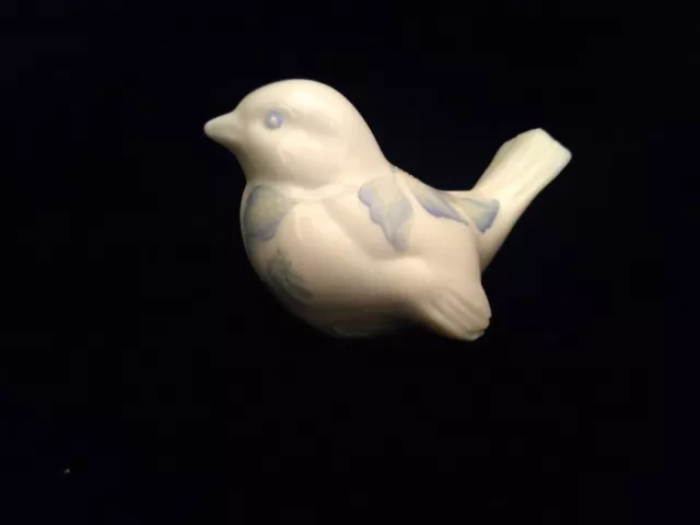 Vintage Fenton White Milk Glass Dove Bird Blue Floral Hand Painted Signed P LANE