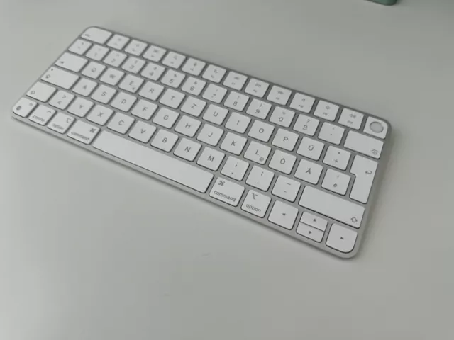 Apple Magic Keyboard mit Touch ID - wie neu