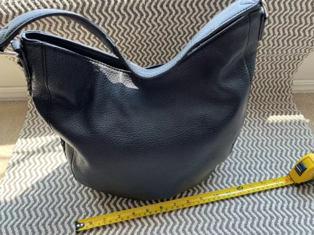 Liz Claiborne Black Leather Hobo Bag Middle Size Shoulder Braiding Purse