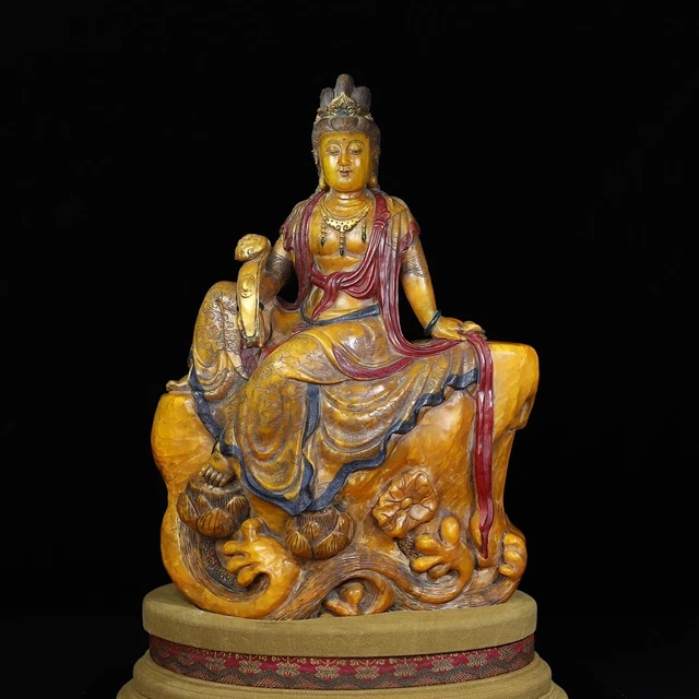 Chinese Exquisite Handmade Guanyin Carving Shoushan Stone Statue