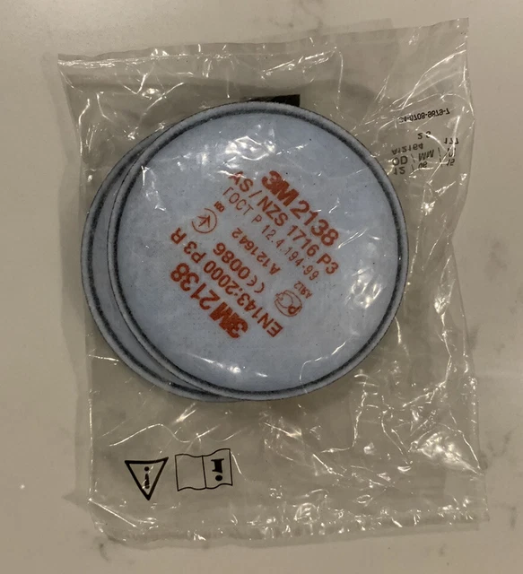 3x 2 paia 3M 2138 P3 filtri antiparticolato nebbie e fumi per 6000 7000 leggere 3x 2 paia 3M 2138 P3 filtri antiparticolato nebbie e fumi per 6000 7000 leggere