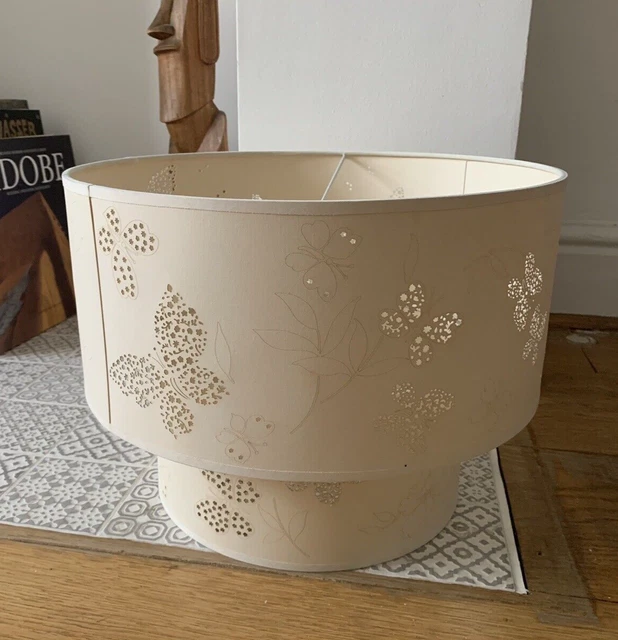 Luce a ciondolo carta taglio laser farfalla avorio Laura Ashley luce