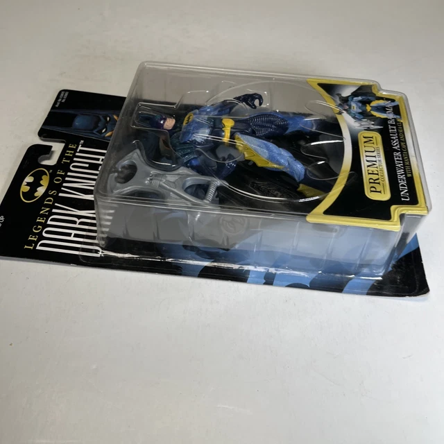 Batgirl Action Figure Batman Legends of the Dark Knight 1998 Kenner Sealed 2