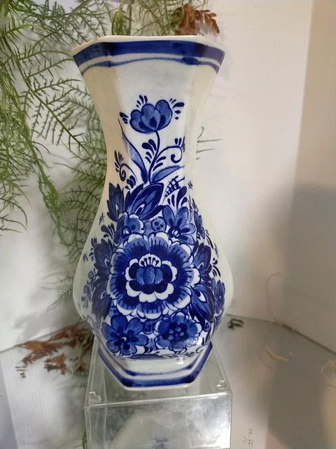 1960s VINTAGE ROYAL DELFT BLUE HAND PAINTED VASE DUTCH PORCELAIN POTTERY