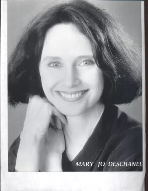 Mary Jo Deschanel - 8x10 Headshot Photo w/ Resume - Twin Peaks