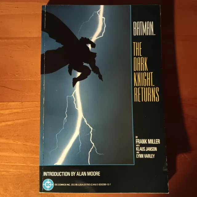 Batman The Dark Knight Returns Graphic Novel TPB Frank Miller 9th Printing