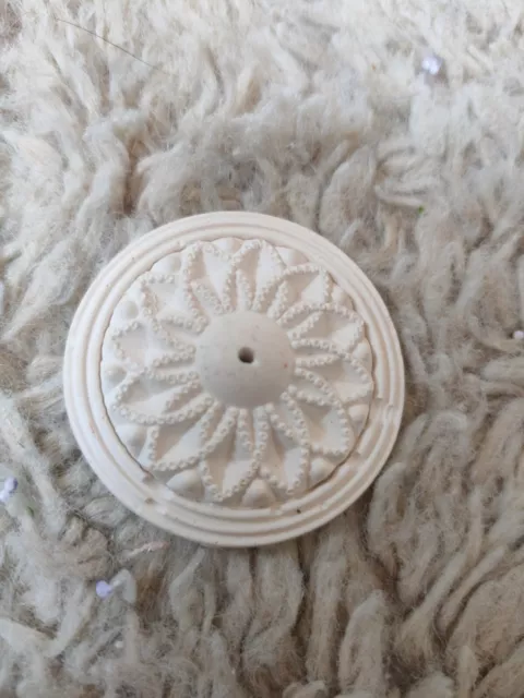 Dolls house plaster centre ceiling rose 4.5cm diameter 1/12 scale