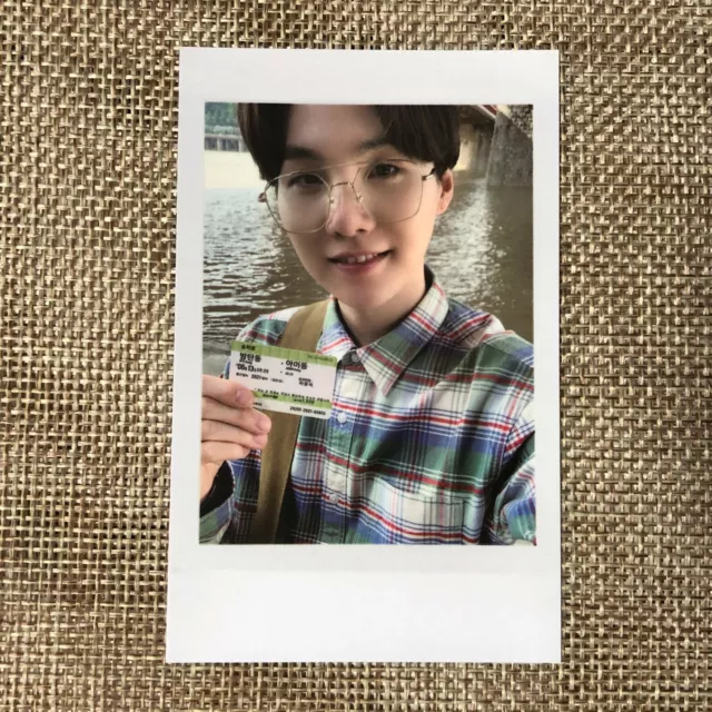 BTS SUGA [ 2021 Season's Greetings Official Polaroid Photocard ] NEW / +GIFT