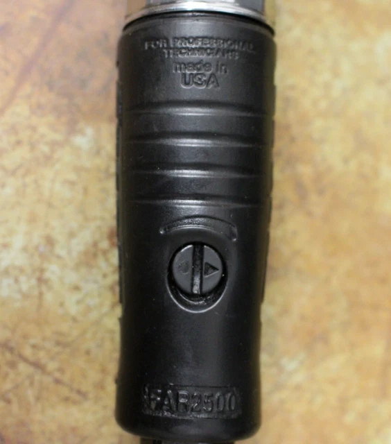 Snap On 1/4" Drive Air Ratchet Far2500 USA - Video showing ratchet working 3