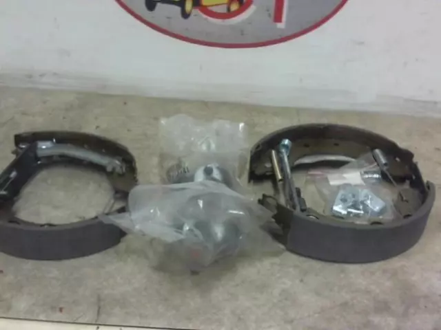 Kit de freins arriere FORD ESCORT 6