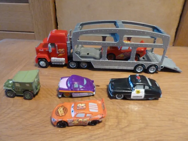 Car'S Disney Pixar camion Mack avec 5 véhicules Lot n°10