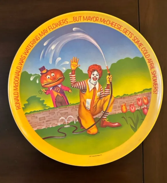 McDonalds  1977  PLASTIC PLATE, Spring Mayor McCheese Ronald McDonald