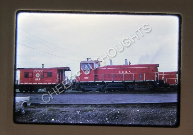 Original '72 Kodachrome Slide TRRA Terminal Railroad St. Louis 1231 SW1200  38Z2