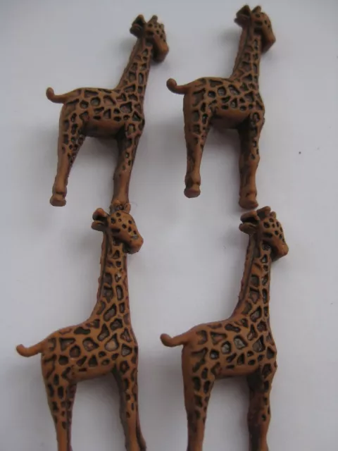 43mm Fun Cute Brown Giraffe Textured  Animal Kids Novelty Sewing Buttons Set 4