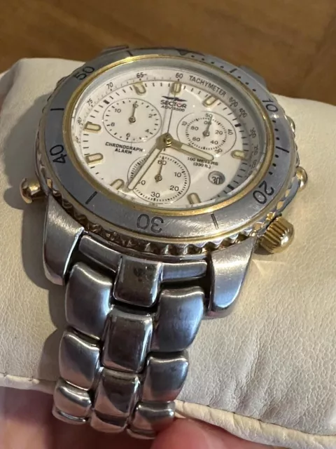 Sector 300 chrono quartz deals
