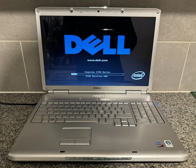 DELL INSPIRON 1720 Laptop Black Unit Only (PP22X) *FAULTY Spares