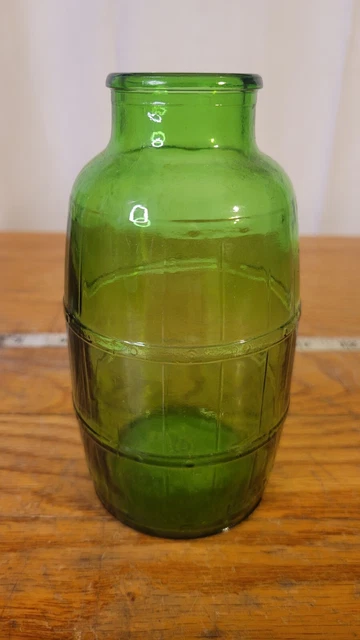 VINTAGE Mickeys Malt Liquor Green glass barrel shape bottle