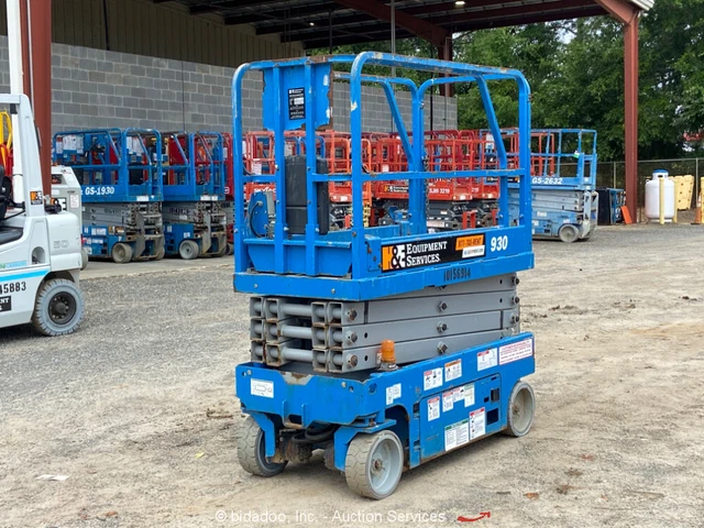2015 Genie GS-1930 19' Electric Scissor Lift Man Aerial Work Platform bidadoo