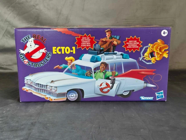 Hasbro Ghostbusters - Ecto-1 Veicolo Kenner Classics - Auto Giocattolo Con Fantasma, Ruote Mobili E Sedile Girevole (Riproduzione Anni '80) Per Bambini 4+ Anni