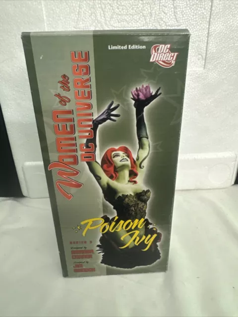 Poison Ivy Women Of The DC Universe Bust Amanda Conner Limited Edition Defect