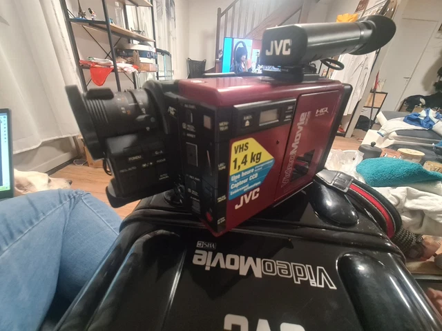 Caméscope JVC GR-D726E miniDV (à réparer