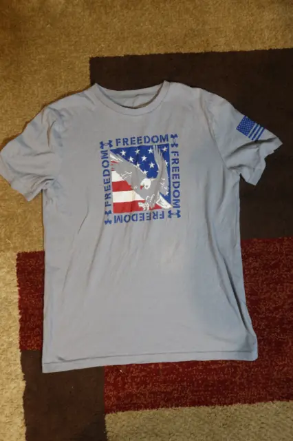 Under ArmourGray USA Tech Logo Fill short Sleeve Activewear T-Shirt Boys Size L