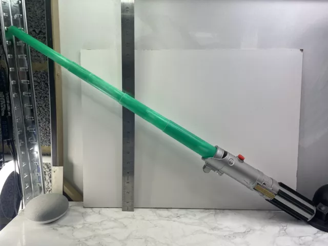 2004  Star Wars Green Retractable Lightsaber Luke Skywalker Yoda w/ Clip cosplay