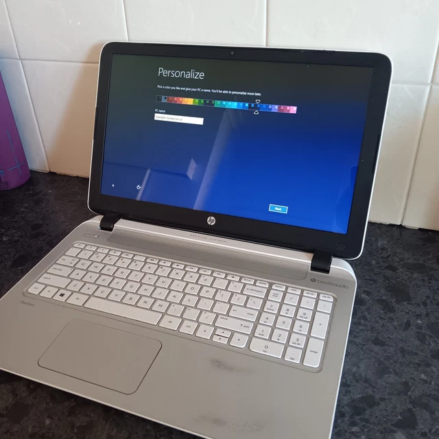 HP Pavilion 15 Notebook PC 15-P219AX Working Good Condition Beatsaudio