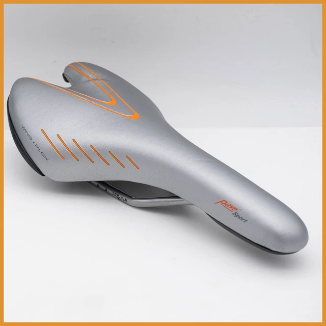 Selle De Vélo Fizik – Titane Et Cuir – Pour Route Et VTT – Occasion Excellent état
