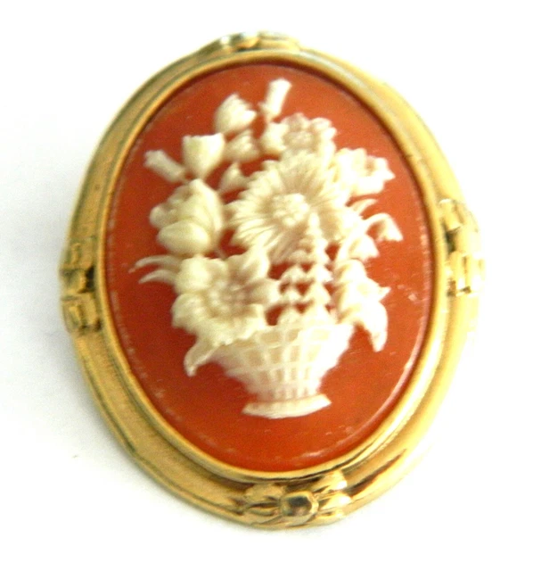 ANCIENNE BROCHE EN LAITON DORÉ ET CABOCHON DE VERRE À DÉCOR ABSTRAIT 1960's EUR 83,85 - FR