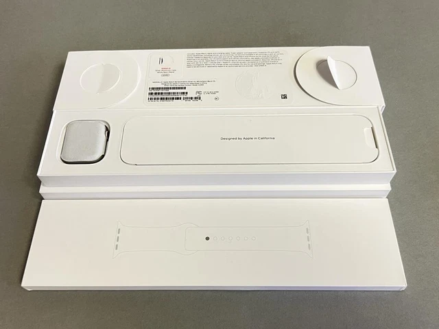 Apple Watch Series 6 40mm GPS Cellular Silver Aluminum Case White Sport Band