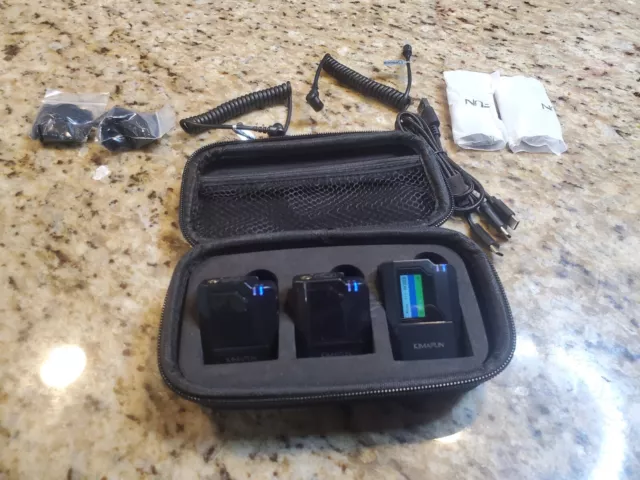 KIMAFUN Wireless Microphone System KM-G50-1 Compact Transmitters (2) /Receiver(1