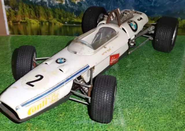Sehr Alter Schuco 1072 BMW Formel 2 Rennwagen  ca. 1:16  für Bastler