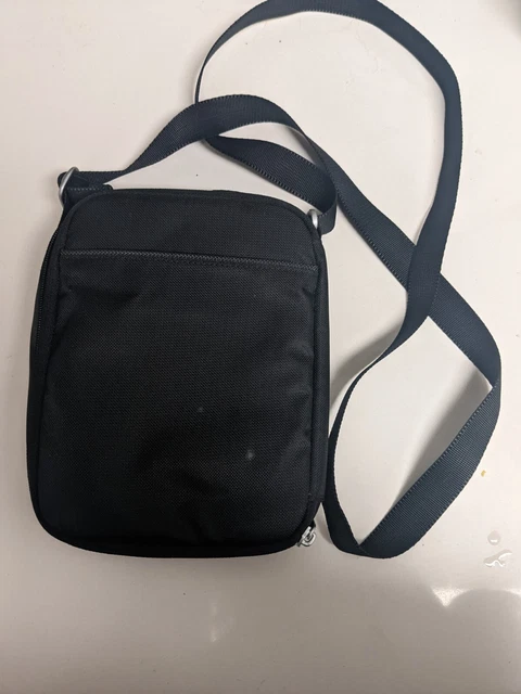 Tumi 5133D Black red Crossbody Shoulder Bag used 2