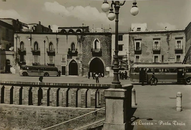 LUCERA ( FOGGIA)  Porta Troia , Vg 1956 F.g. Animata + Autobus e Bici