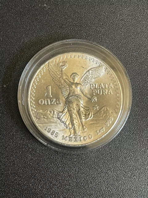 1985 MEXICAN LIBERTAD Lettered Edge 1 Oz Silver Coin.