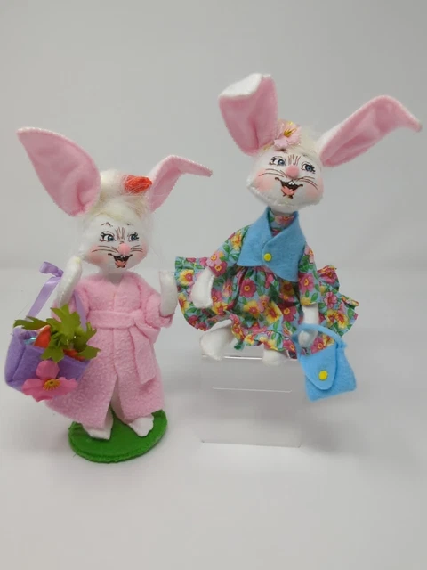 2014 Annalee Lot of 2 Bunny Rabbits Spring Morning Easter Parade Pink Robe Blue