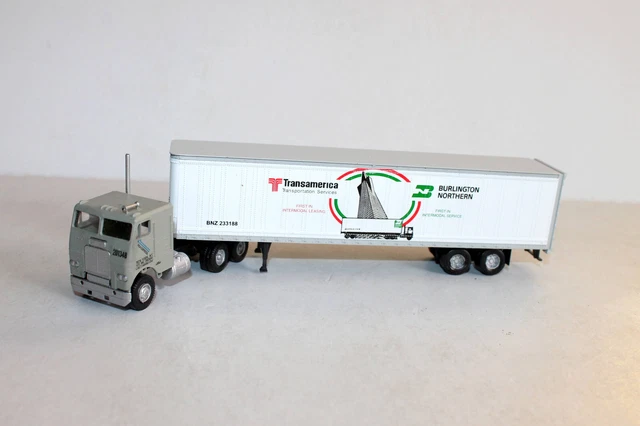 Camion Semi-remorque Migros - Modèle 1/87 - Occasion - Collection