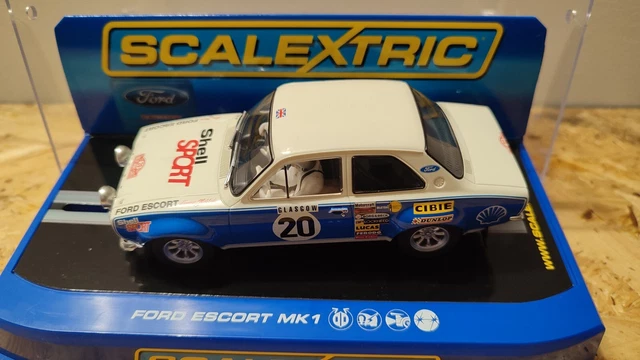 Scalextric – Accessori ed estensioni Circuiti da corsa Compact Scala 1:43 (Set di estensione del circuito di corsa