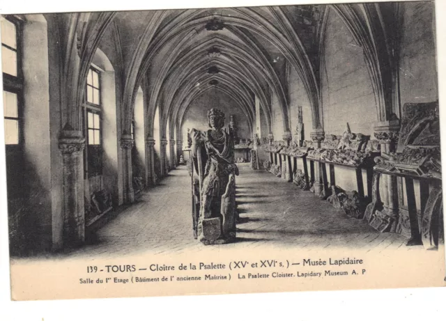 37 - cpa - TOURS - Cloître de la Psalette - Musée Lapidaire ( i 4860)