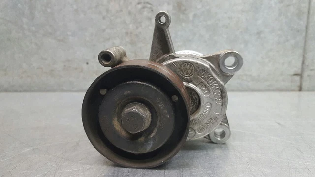 6K0145299 galet tendeur pour SEAT CORDOBA 1.4 I 1996 1677590