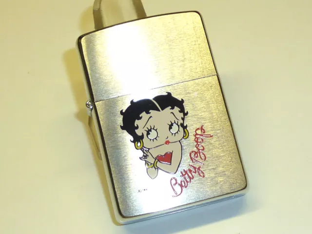 Vintage Zippo più Leggero W. Lacca Motivi - " Betty Boop " - Never Struck
